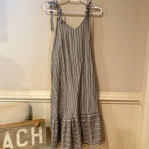 Doe & Rae Maxi Dress